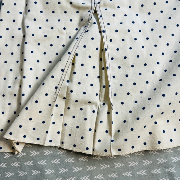 Vintage 1960’s Junior House polka dots jacket with skirt 2pc. - Picture 10 of 16